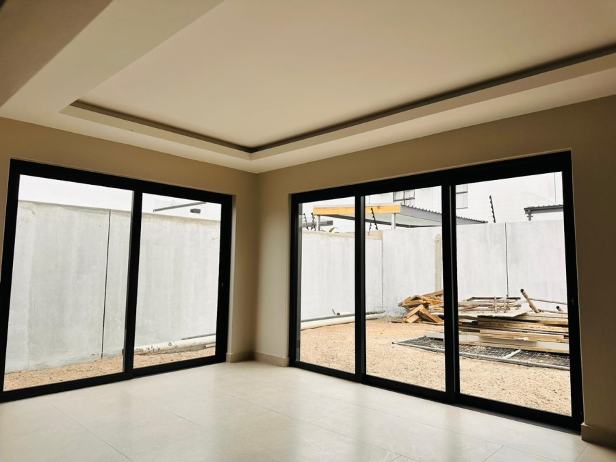 3 Bedroom Property for Sale in Sandown Western Cape